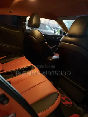 Hyundai Veloster Automatic 2012 Orange