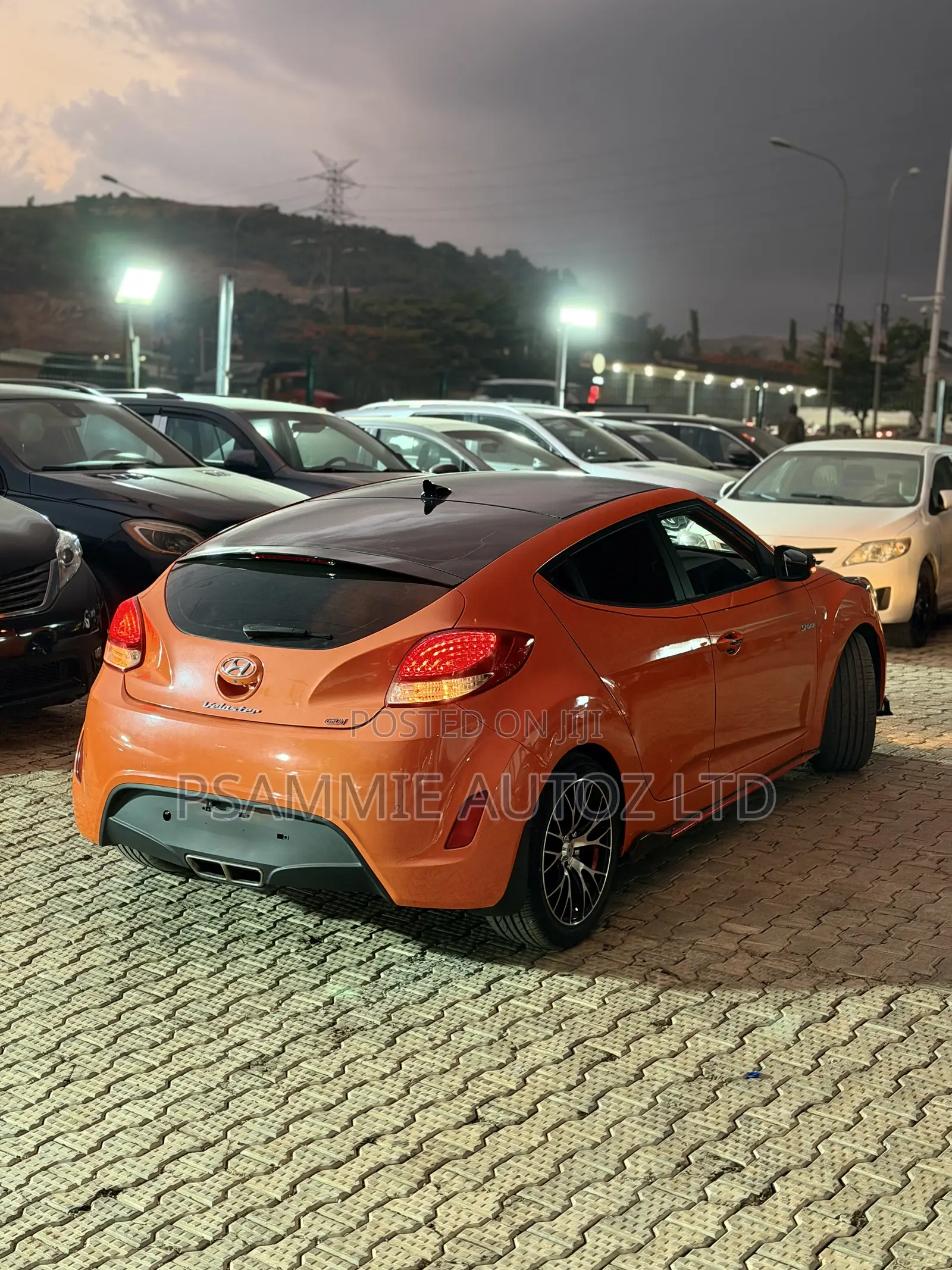 Hyundai Veloster Automatic 2012 Orange