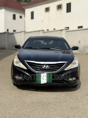 Hyundai Sonata Limited 2.0T Sedan (2.0L 4cyl 6A) 2013 Black