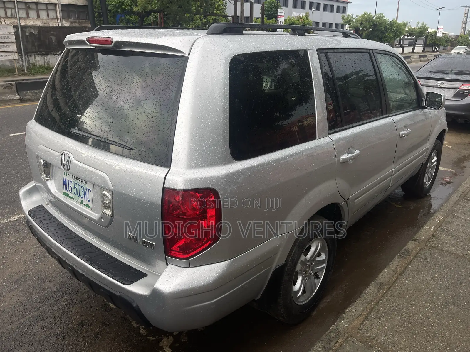 Honda Pilot 2006 Red