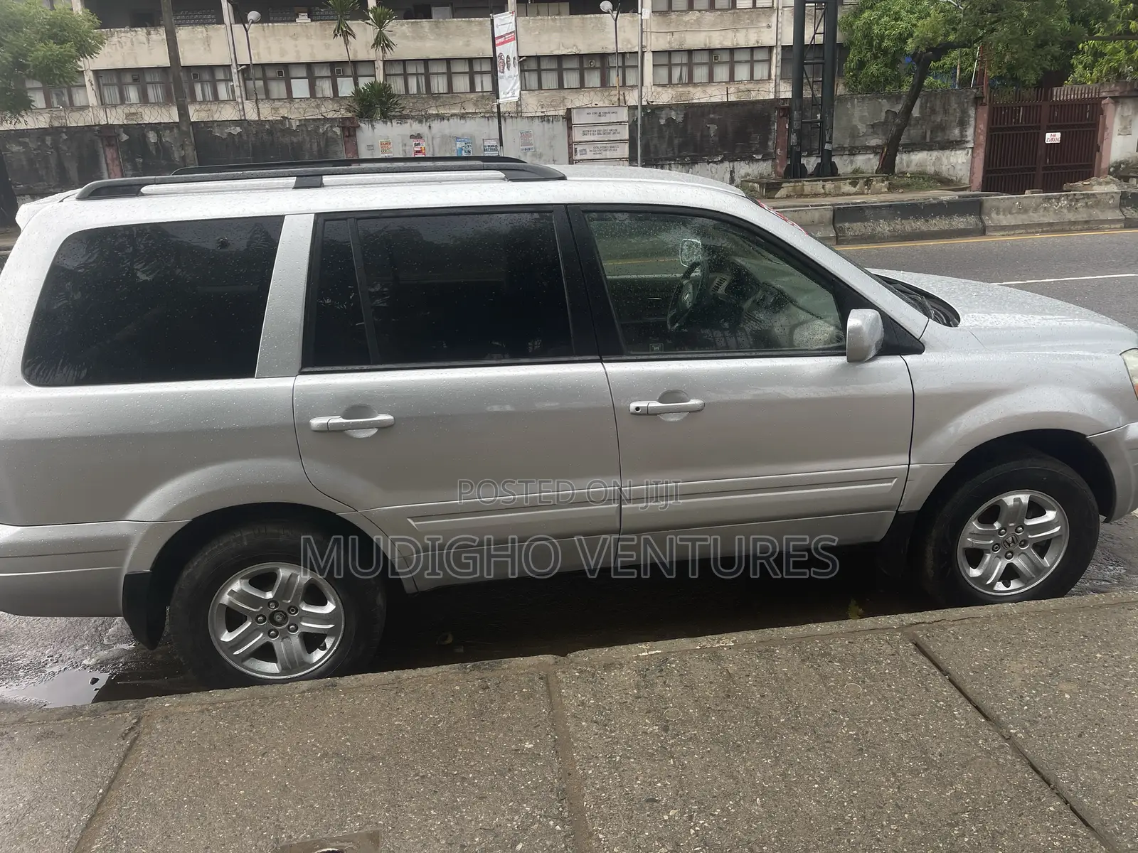 Honda Pilot 2006 Red