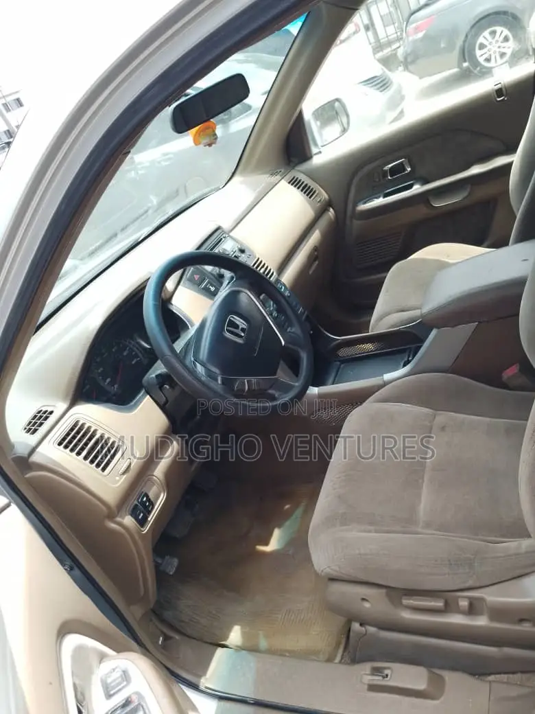Honda Pilot 2006 Red