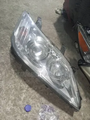 Headlights Lexus Es350 2010 Non Charger Passenger Side (Right) Tokunbo