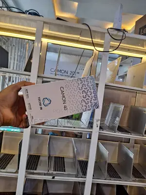 New Tecno Camon 40 128 GB Green