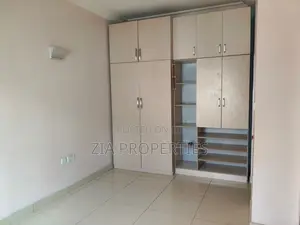 3bdrm Townhouse / Terrace in Ikate for rent