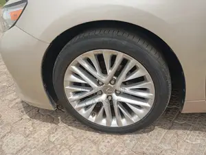 Lexus ES 2014 Gold