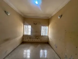 3bdrm Apartment in Ikate for rent