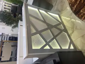 White Exquisite 1.4metre Receptionist Desk