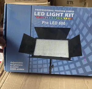 Led 600 Professional Photo And Video Light