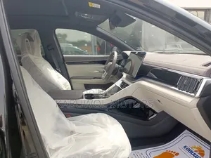 New BYD Song Plus 2024 Black
