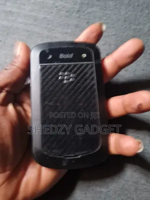 BlackBerry Bold Touch 9900 8 GB Black