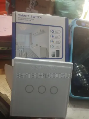 Wifi Tuya Smart Switch 3 Gang Wifi Wall Light Switch