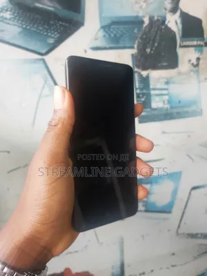 TCL 501 32 GB Black