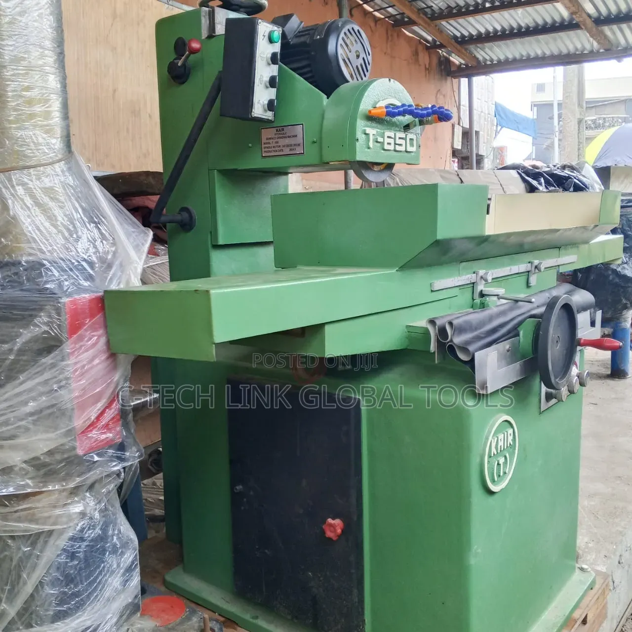 Surface Grinding ( Hydraulic Automatic Type )