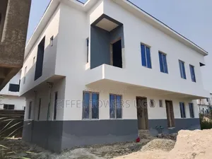 4bdrm Duplex in Meridian Park Estate, Sangotedo for sale