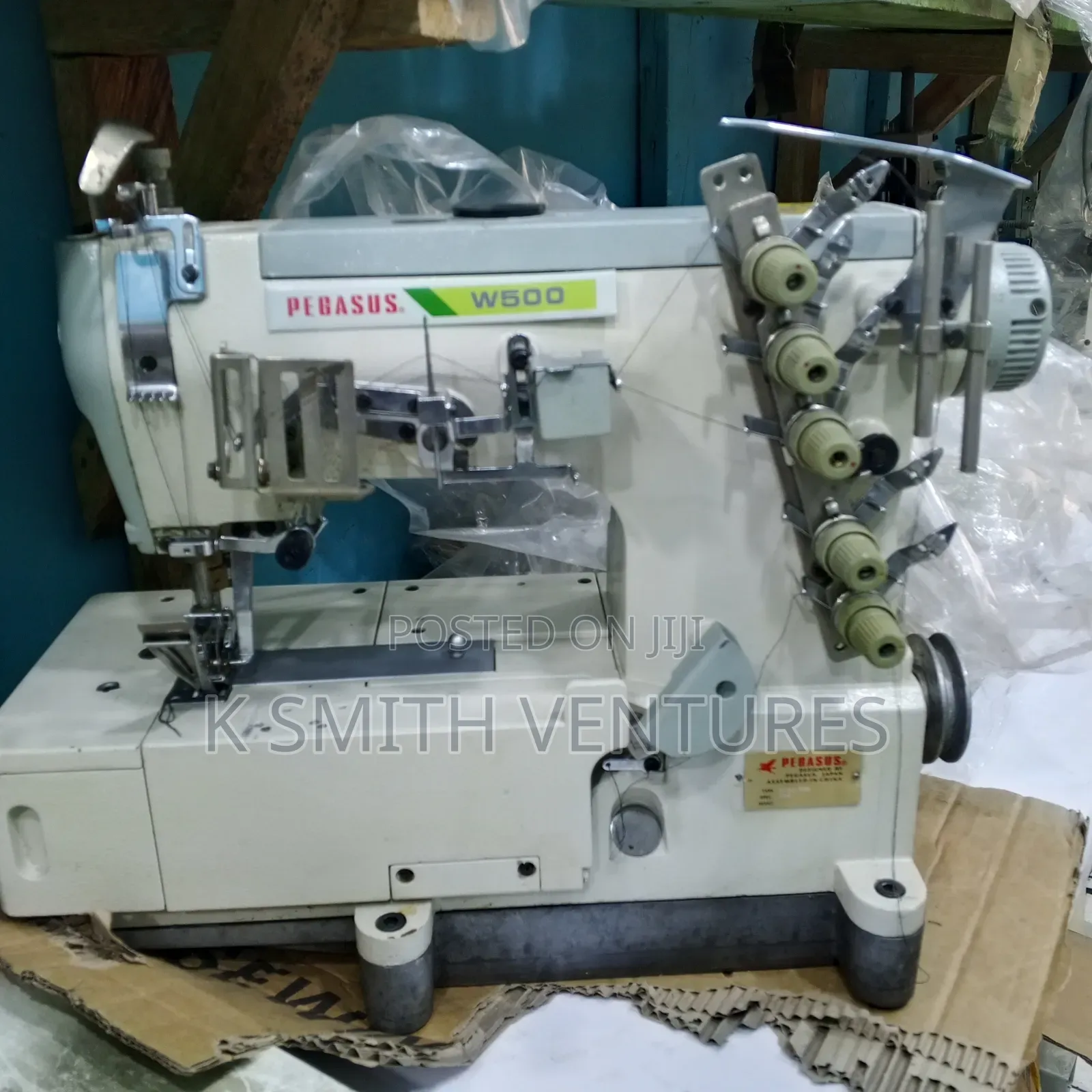 Pegasus Industrial Tapping Machine for Clothes With Full Accessories
