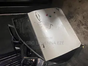 Type Venza 2021 Front Left Door