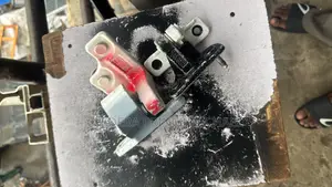 GLC 300 W253 Door Inches