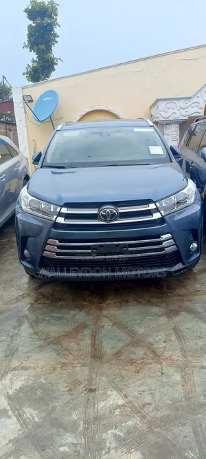 Toyota Highlander Limited Platinum 4x4 V6 (3.5L 6cyl 8A) 2018 Blue
