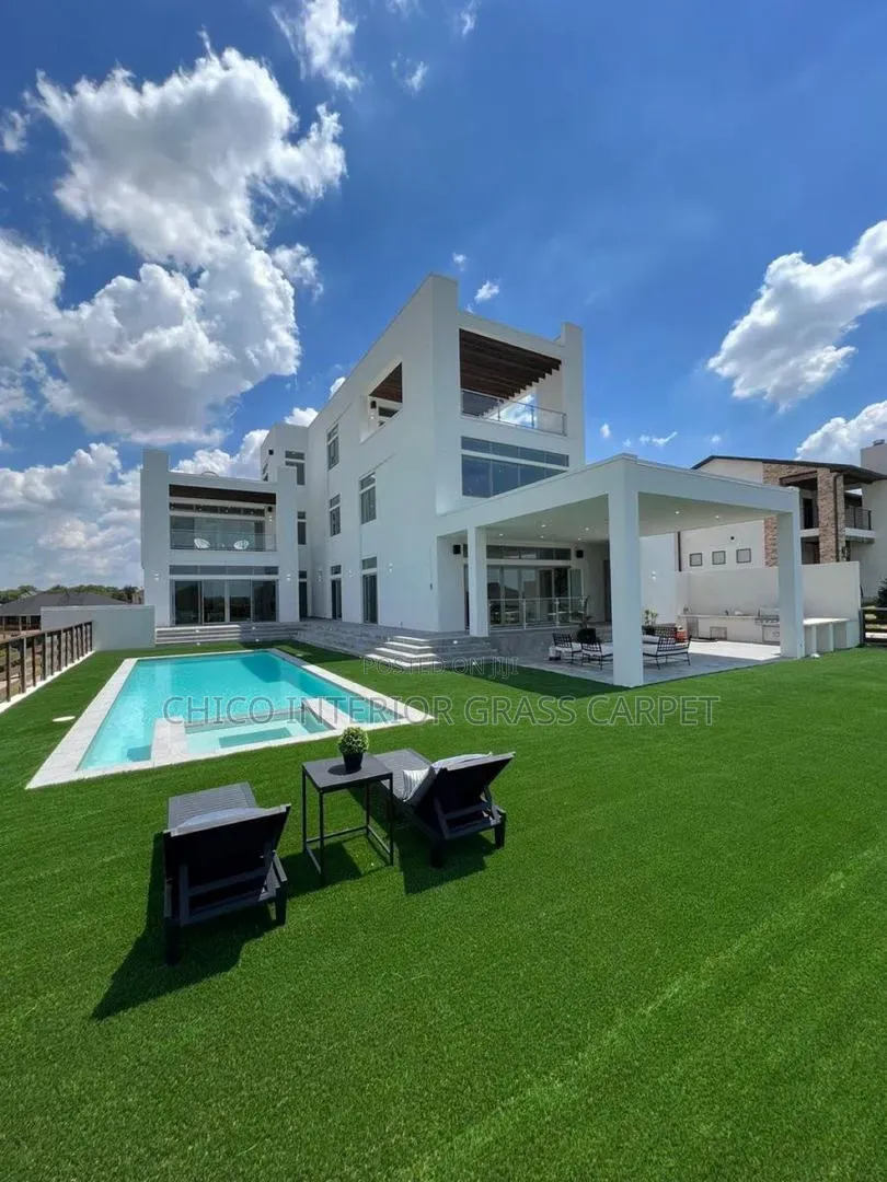 Synthetic Quality Turf