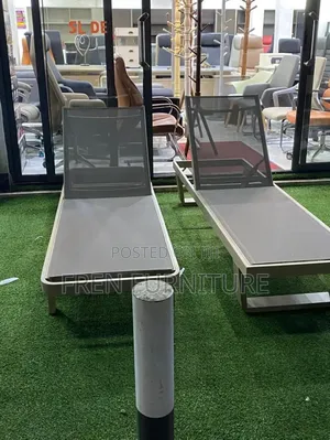 High Quality Pool Bed