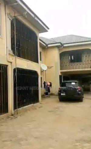 2bdrm Block of Flats in Agip Estate, Obio-Akpor for sale