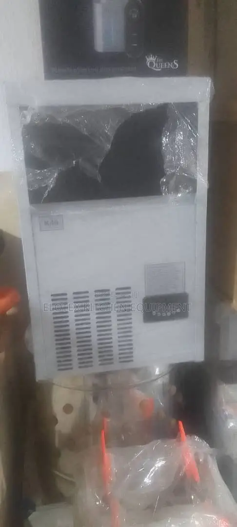 Ice Cube Machine
