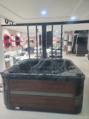 Spa Jacuzzi Hot Tub