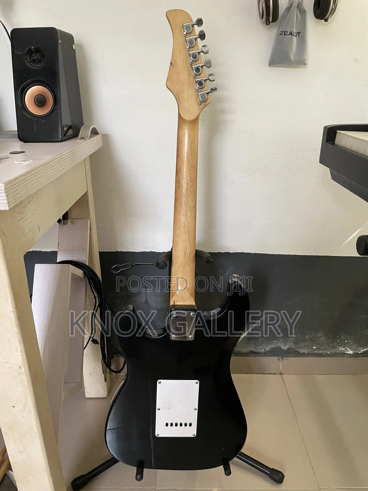 Electric Guitar for Sale