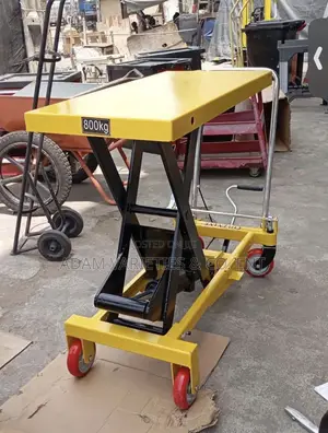 Hydraulic Scissor Lift Trolley. 800kg