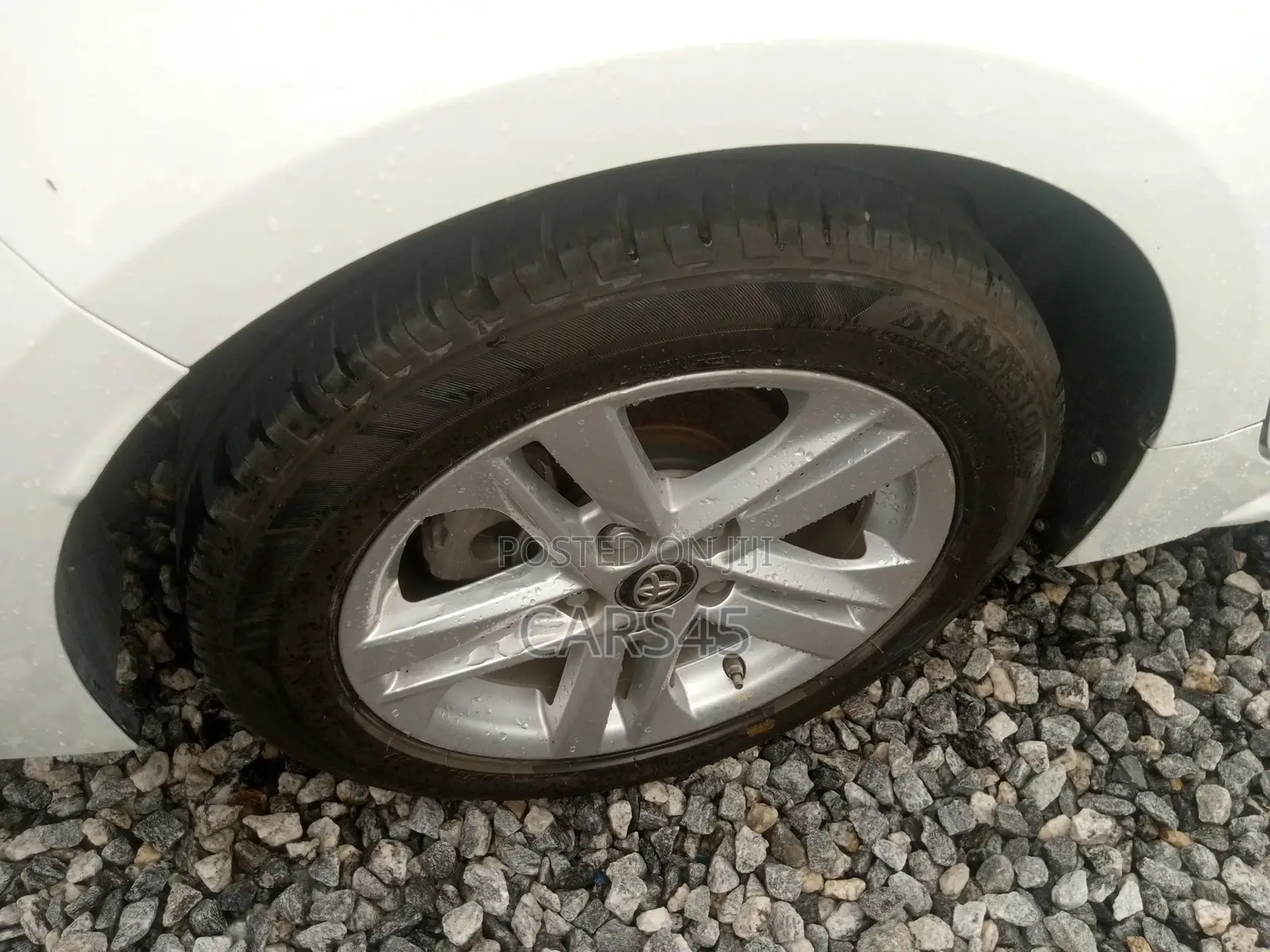 Toyota Corolla 2022 White