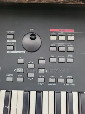 Yamha Moxf8
