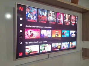 43" Sony XBR - 800h Android Tv With Unlimited Netflix Subscription