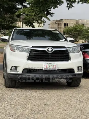 Toyota Highlander Limited 4dr SUV AWD (3.5L 6cyl 6A) 2015 White