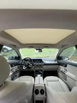Mercedes-Benz GLA 250 2021 White