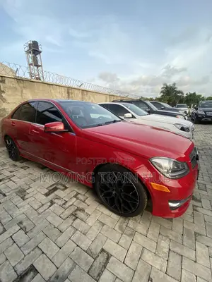 Mercedes-Benz C300 Luxury 4Matic Sedan AWD (3.5L 6cyl 7A) 2013 Red