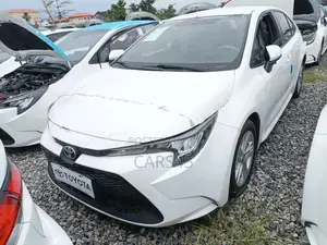 Toyota Corolla 2022 White