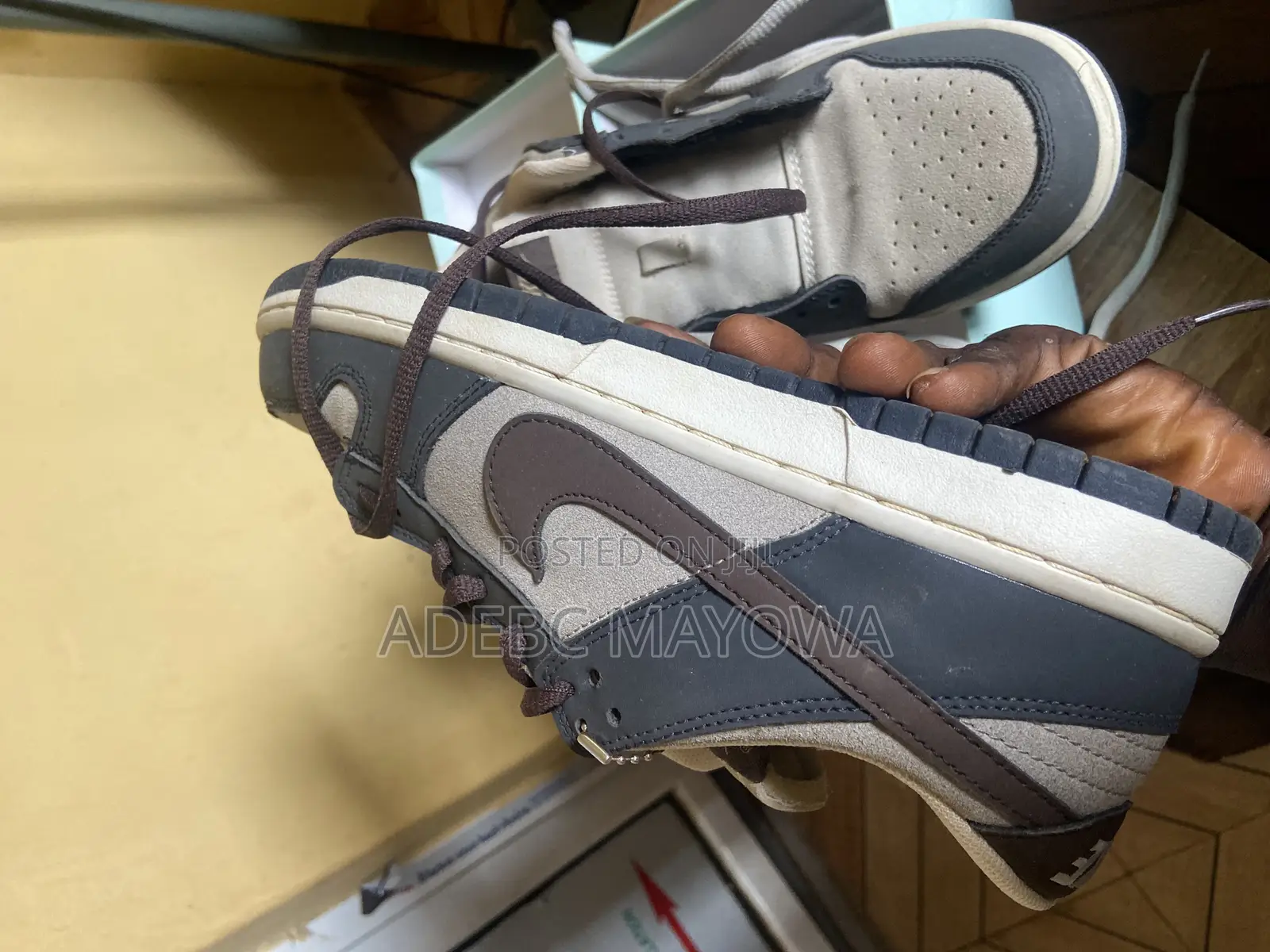Nike Sneaker