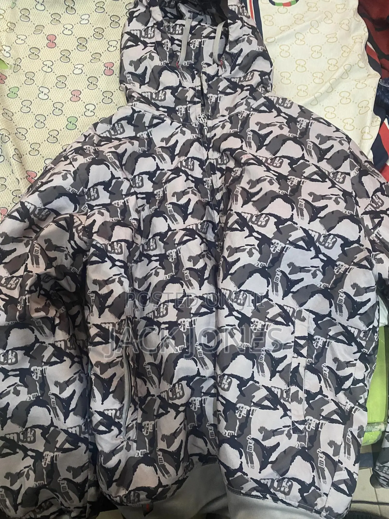 Puff Jacket Lightly Used