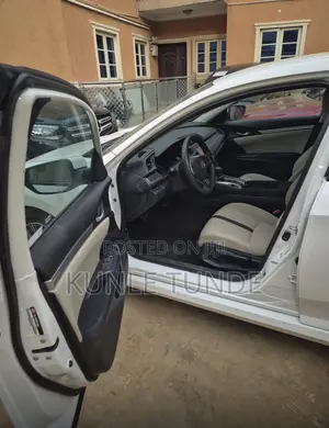 Honda Civic 2019 White