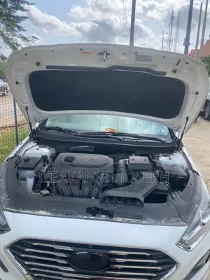 Hyundai Sonata SE 2018 White
