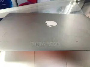 Laptop Apple MacBook Air 4GB Intel Core i5 SSD 256GB