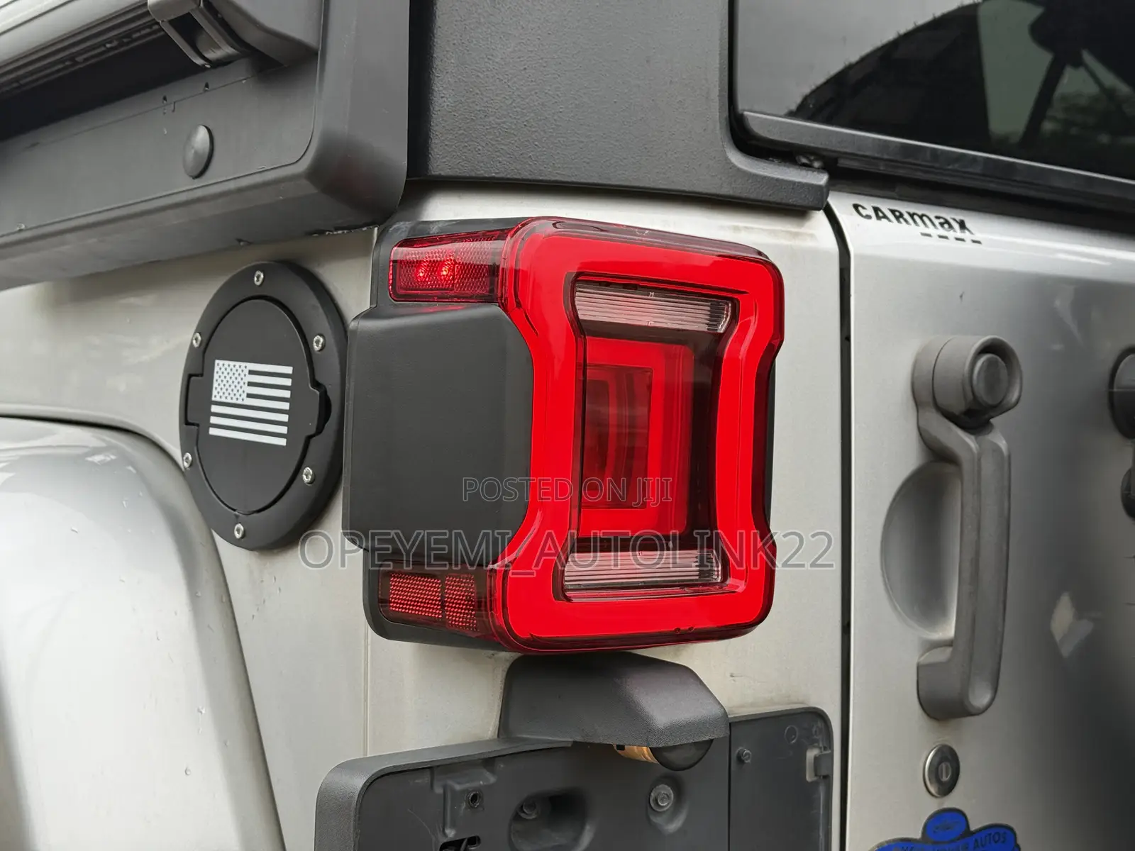 Jeep Wrangler Sahara 2011 Silver