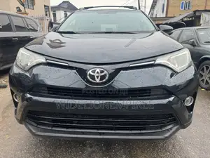 Toyota RAV4 2017