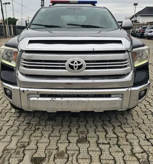 Toyota Tundra 2018 Black