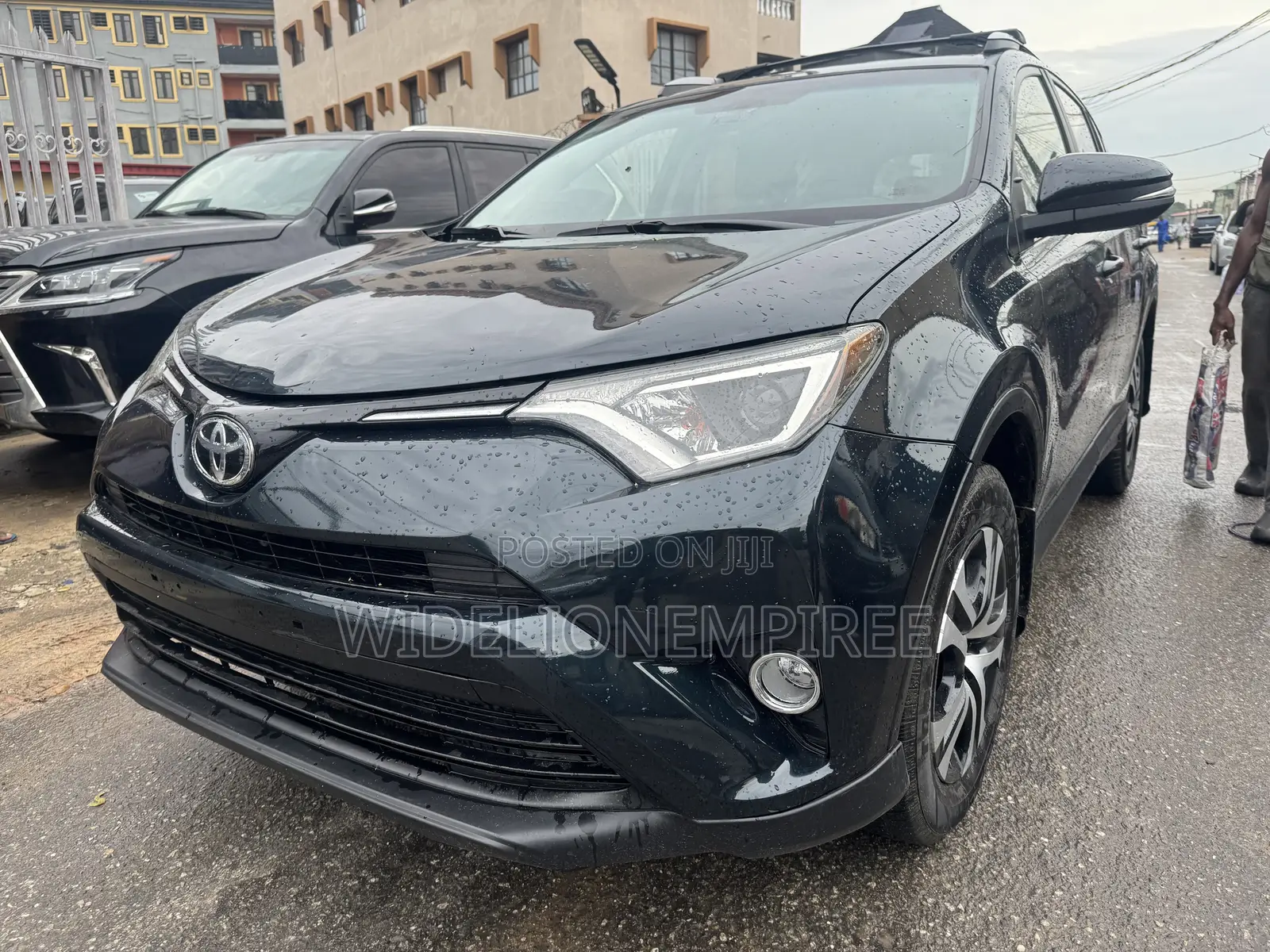 Toyota RAV4 2017