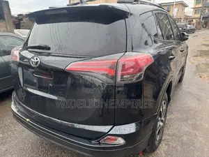 Toyota RAV4 2017