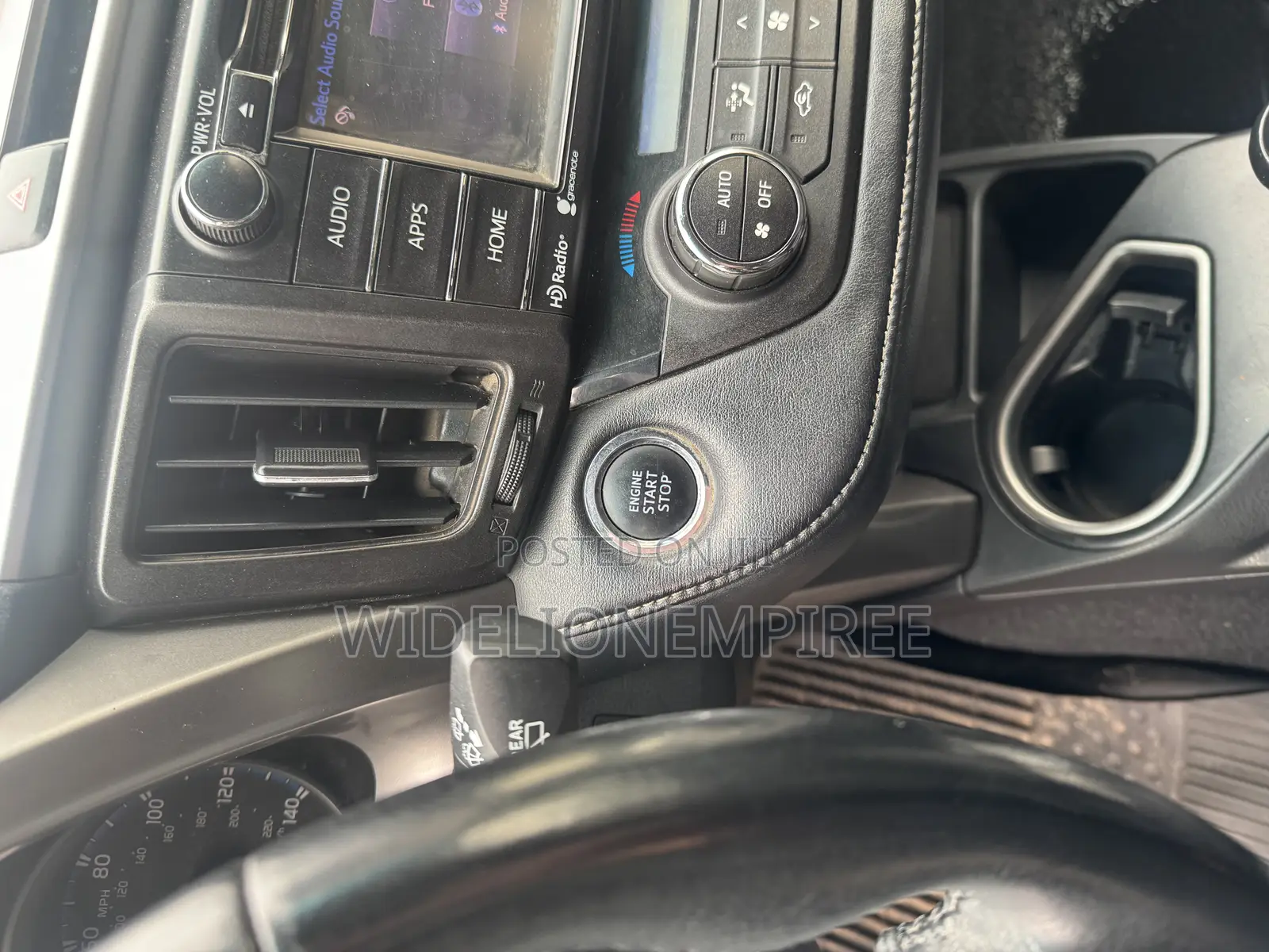 Toyota RAV4 2017