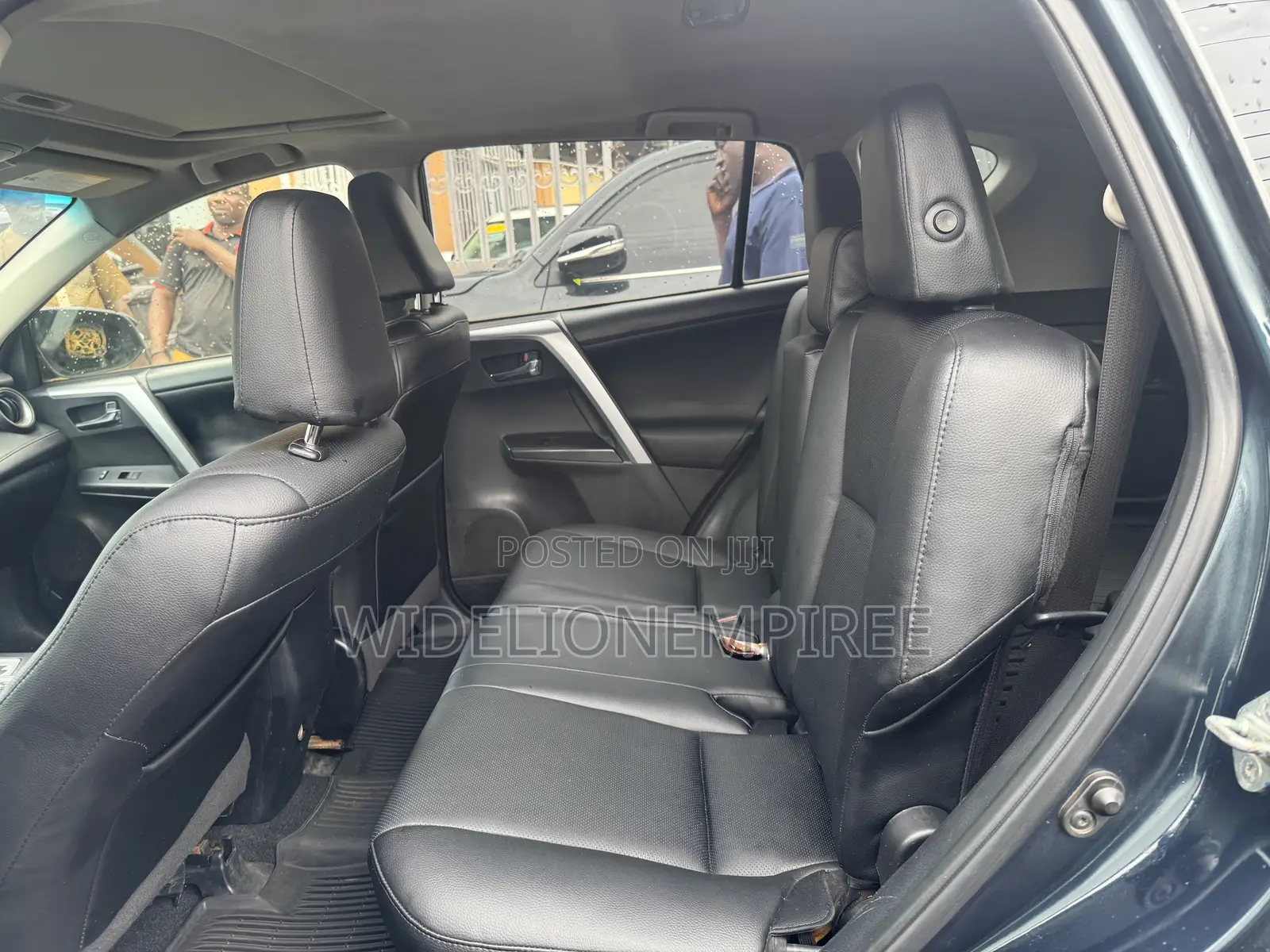 Toyota RAV4 2017