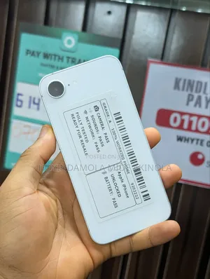 Apple iPhone 16e 128 GB White